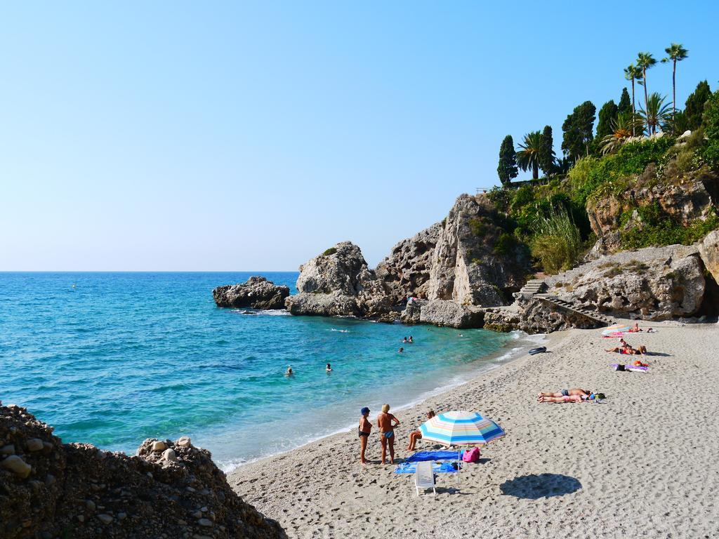 Easy Nerja Hostel Εξωτερικό φωτογραφία