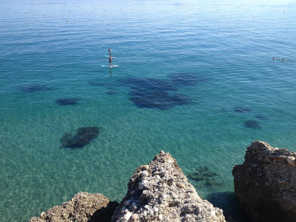 Easy Nerja Hostel Εξωτερικό φωτογραφία